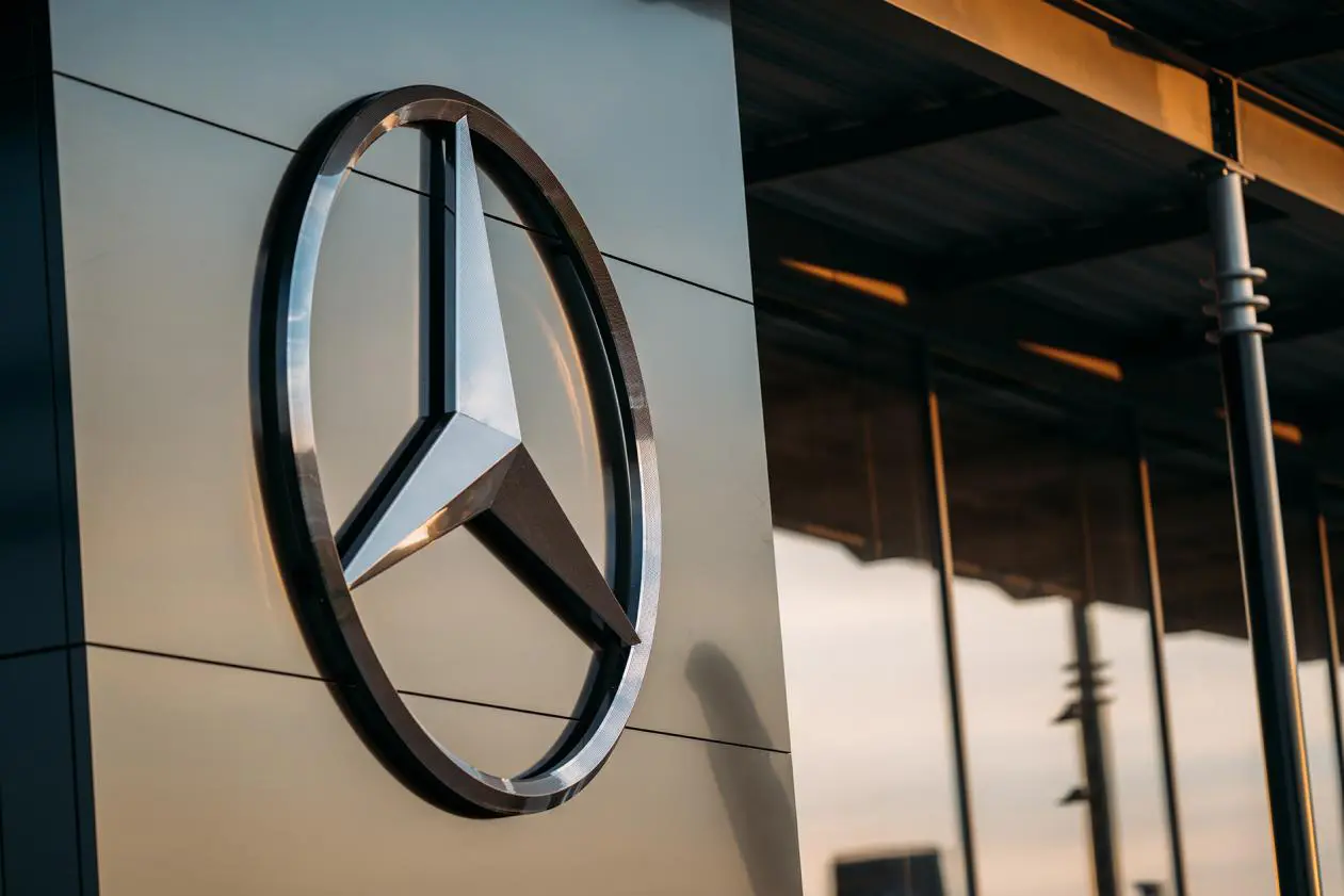 Mercedes-Benz Kroely Saint-Nabord