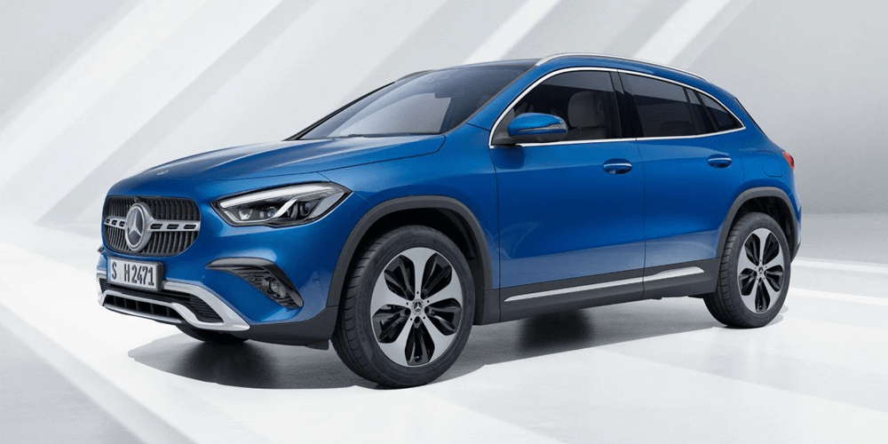 Mercedes GLA SUV en finition bleu