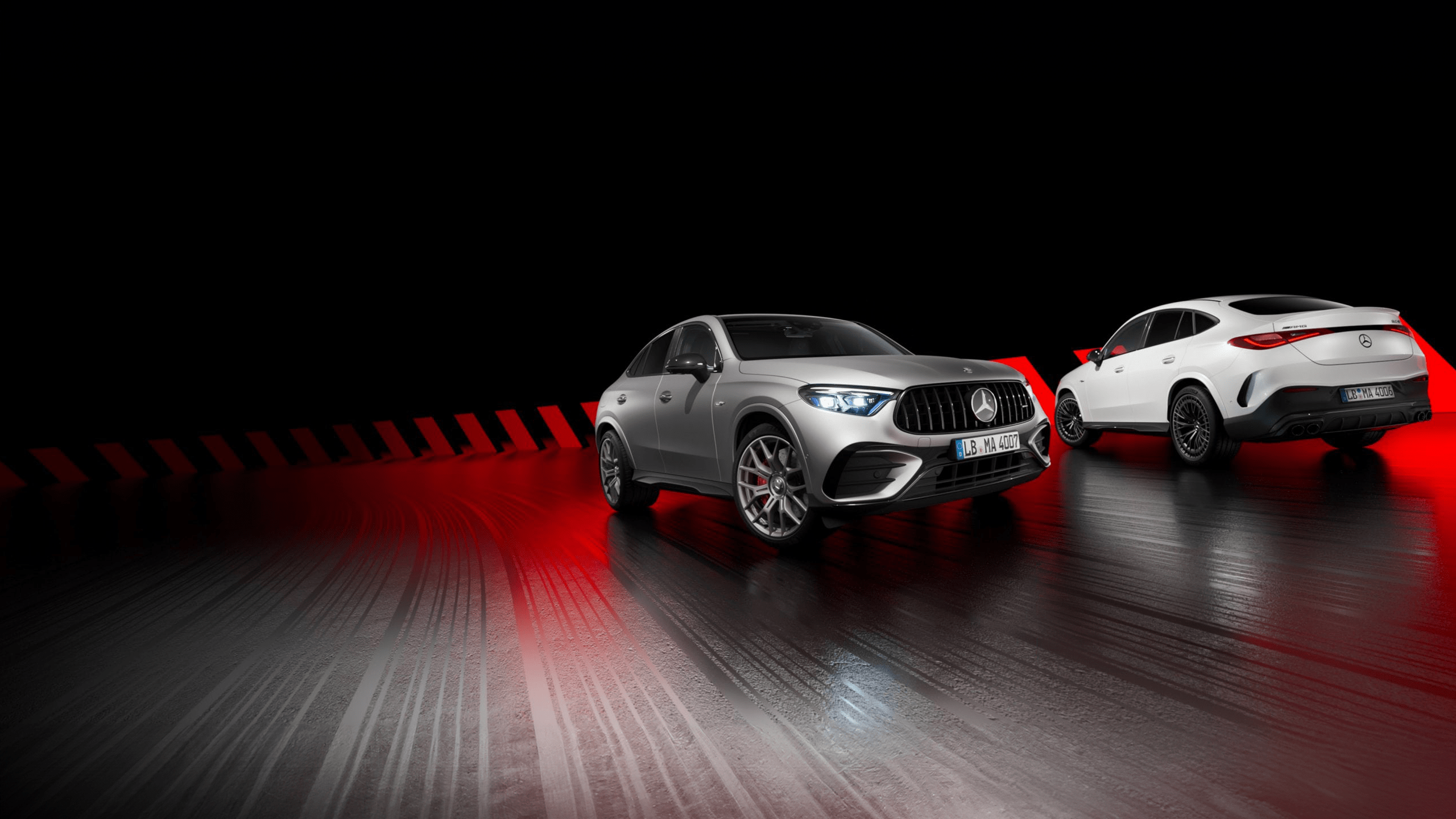 Mercedes AMG GLC Coupé en finition grise et blanche