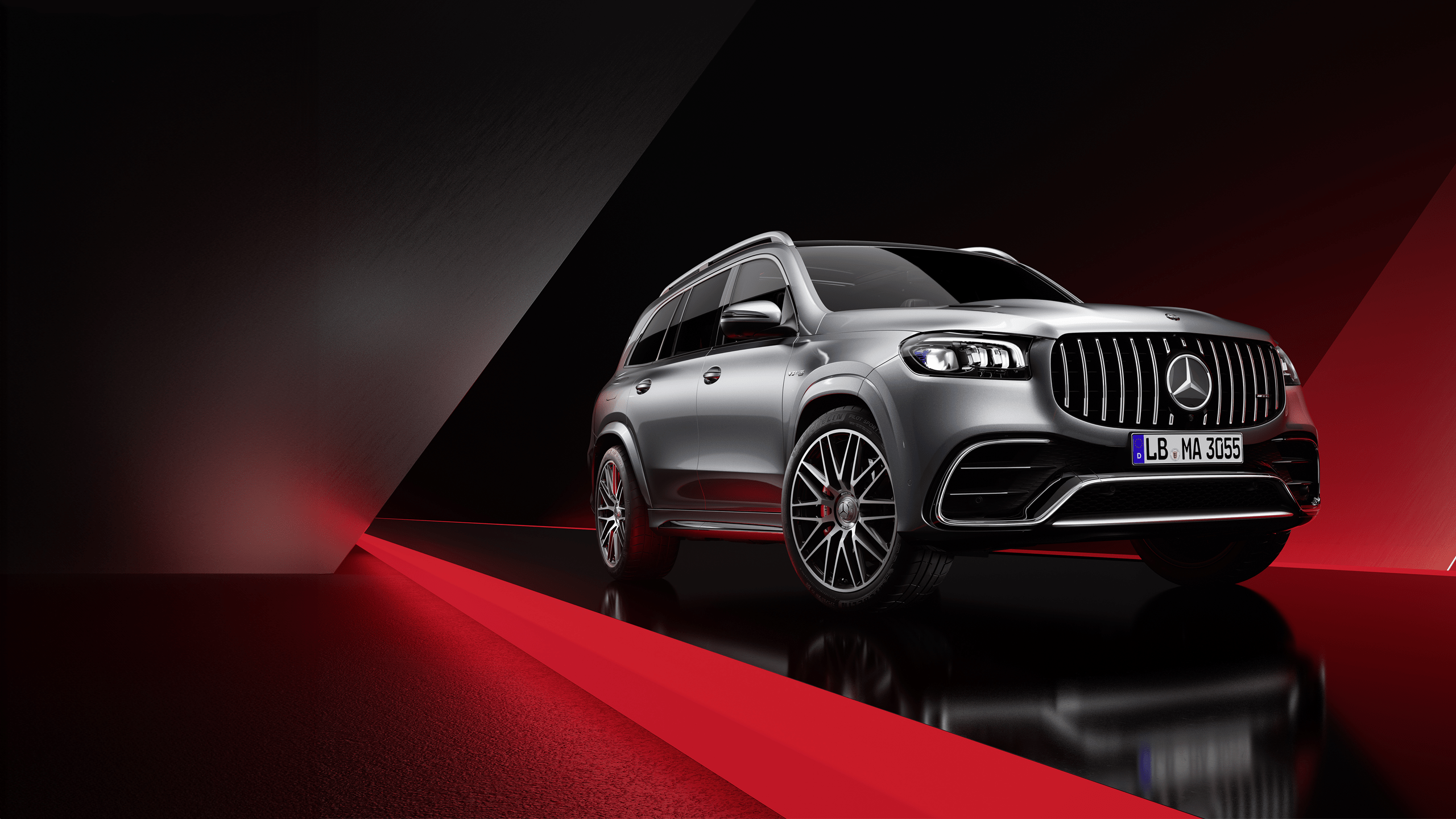 Mercedes AMG GLS 63 en finition grise