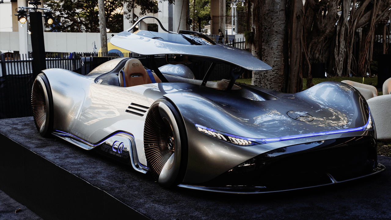 Mercedes-Benz Vision EQ Silver Arrow
