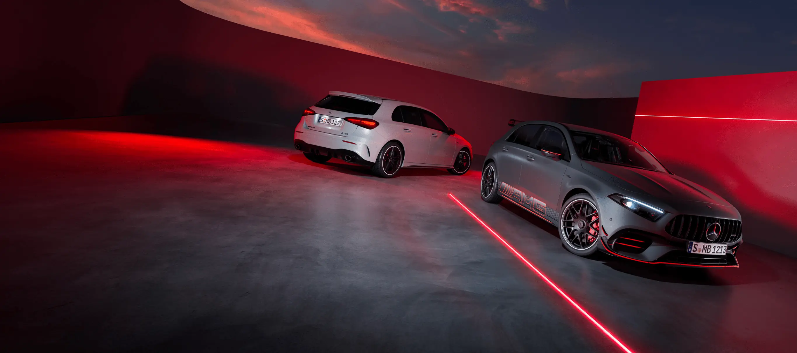 Classe A AMG A 35 4MATIC et une Classe A AMG A 45 S 4MATIC+