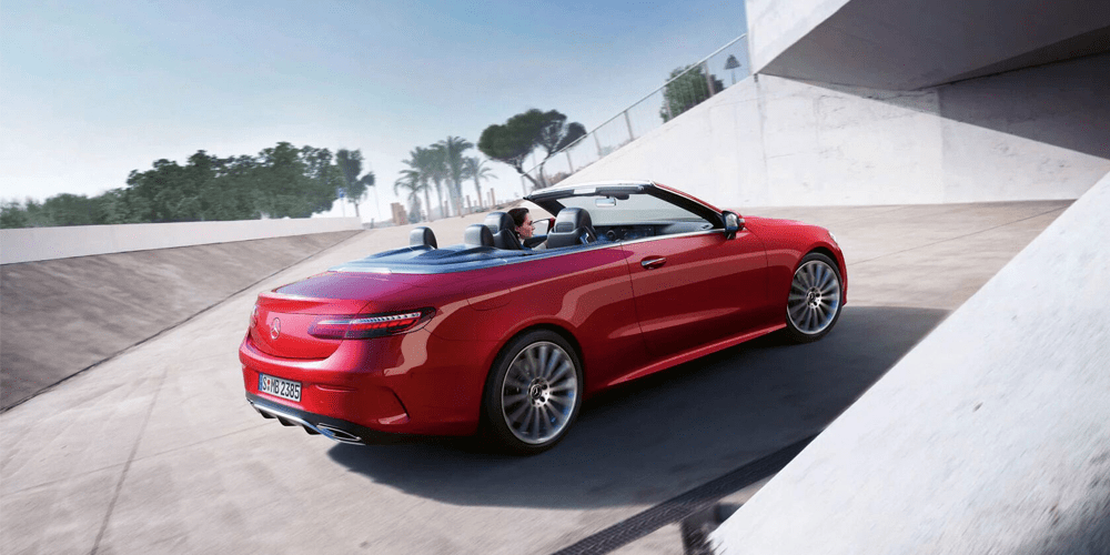 Classe E cabriolet rouge