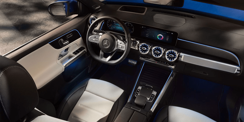 Vue habitacle avant GLB