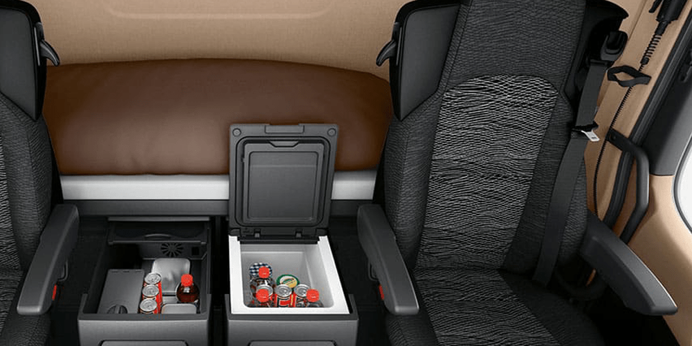 Aperçu rangements de la cabine