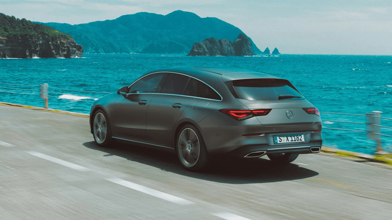 CLA shooting brake au bord de l'eau