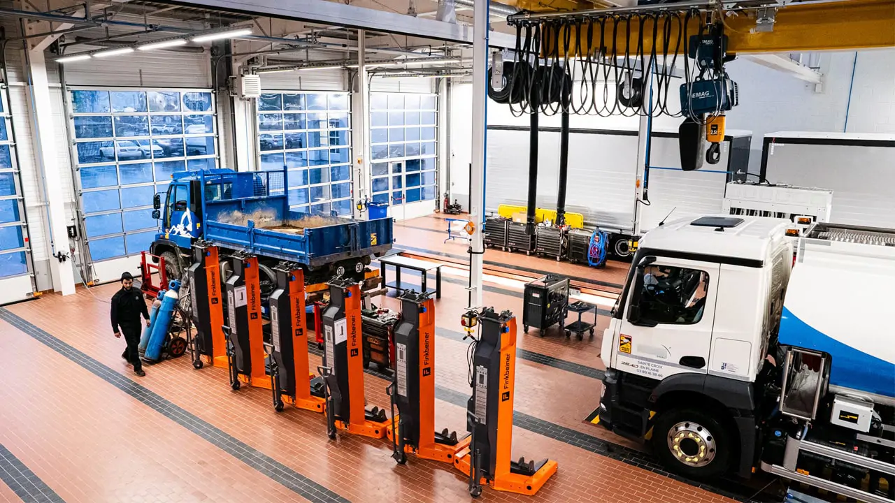 Atelier VI de la concession Mercedes-Benz Kroely à Illzach