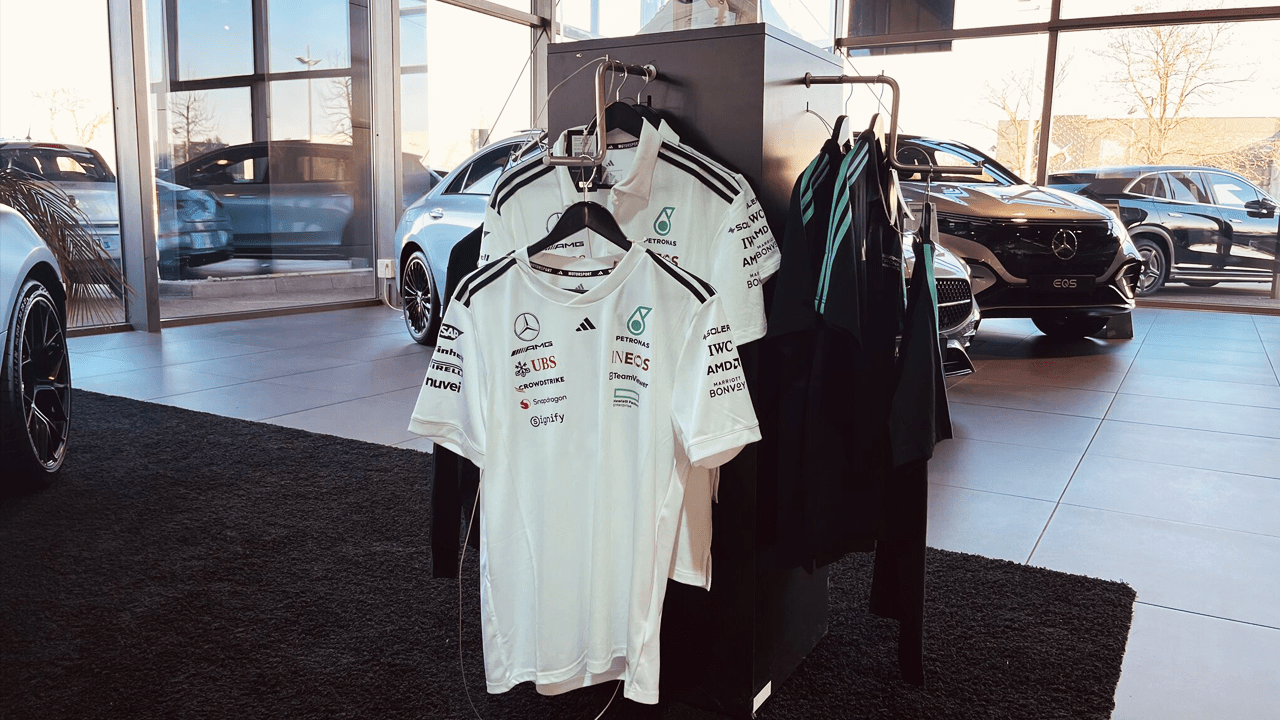 T-shirt officiel Mercedes en concession Kroely