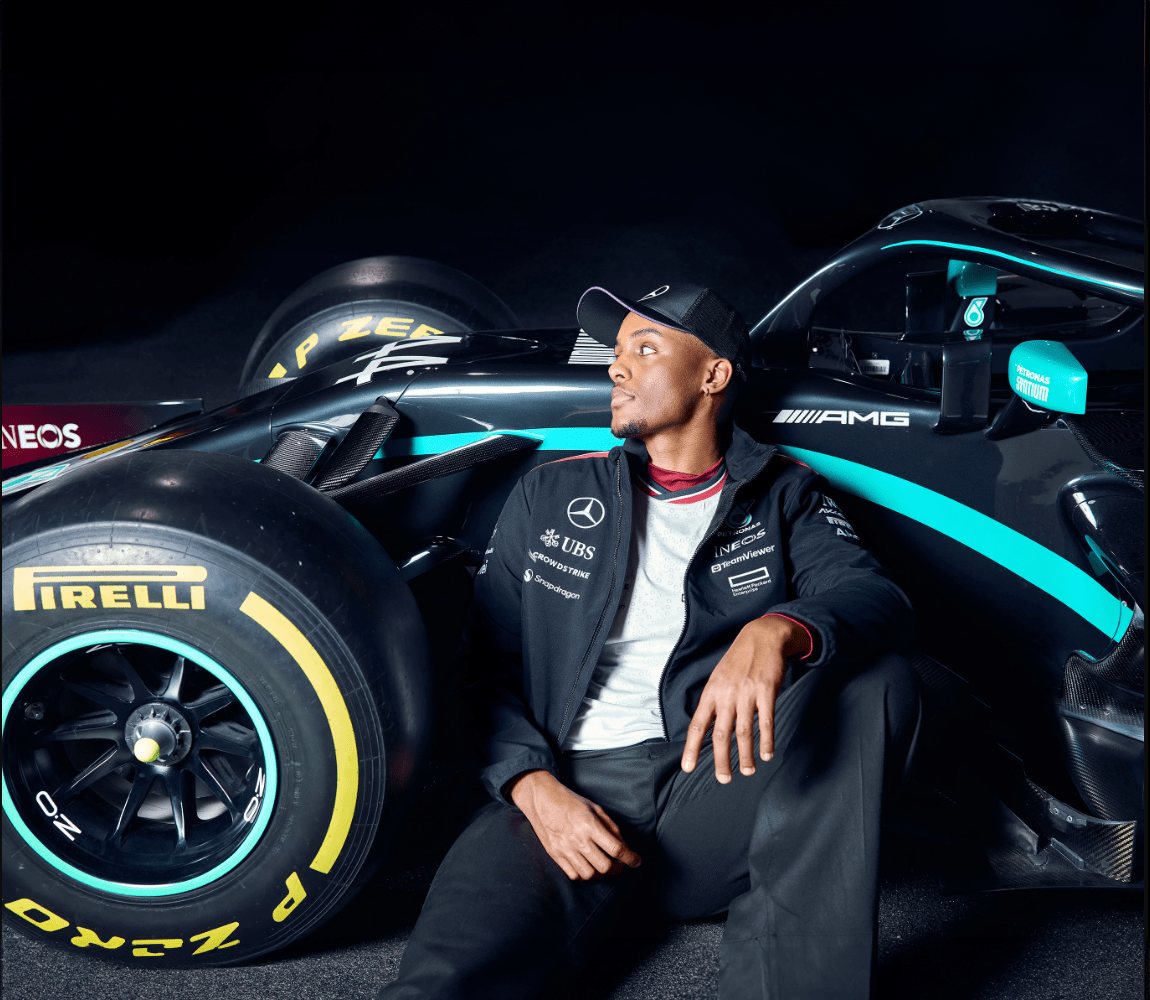 Tenue officiel Mercedes F1 Petronas Team