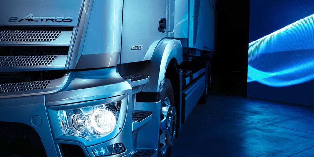 Calandre avant eActros