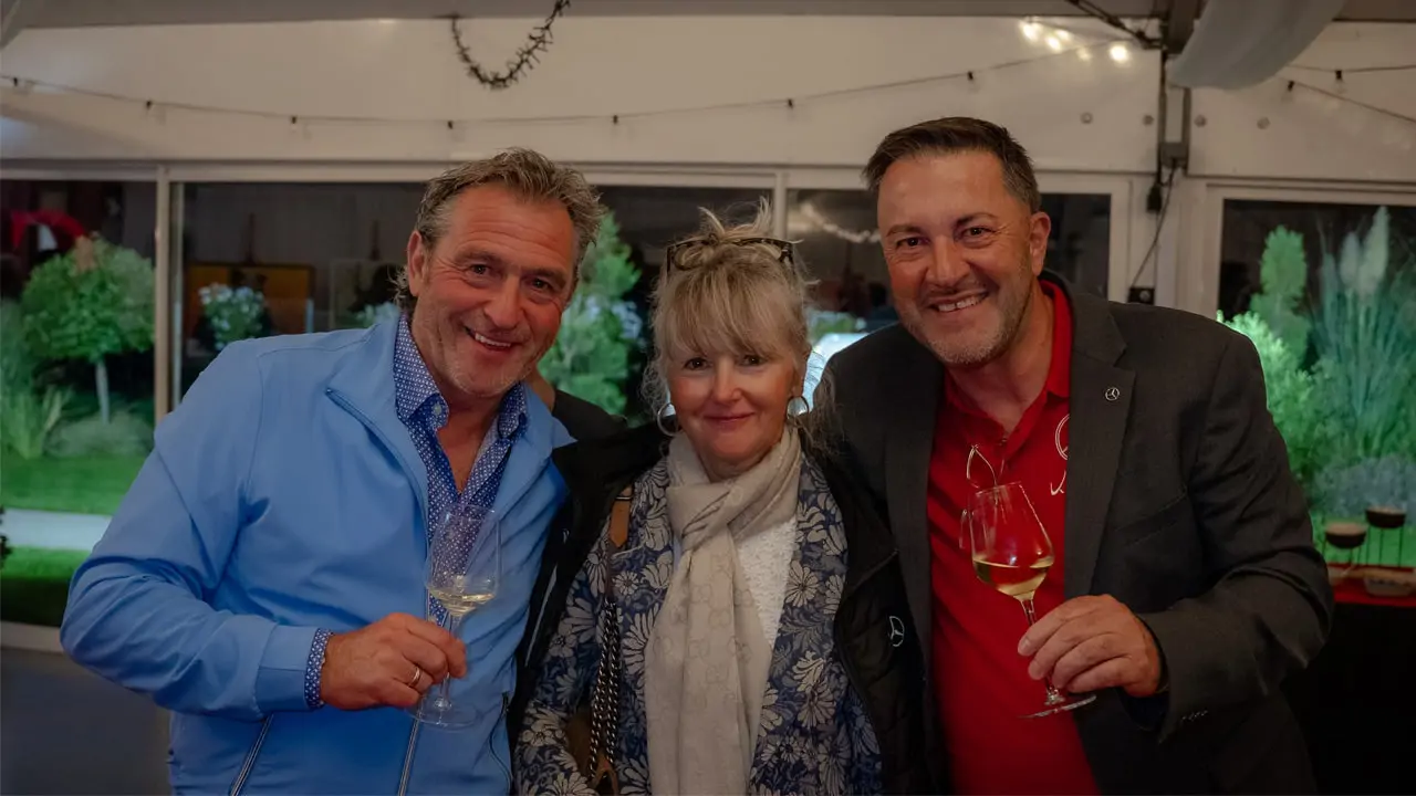 Yan Russon, directeur de la concession Mercedes-Benz Kroely Metz et des invités